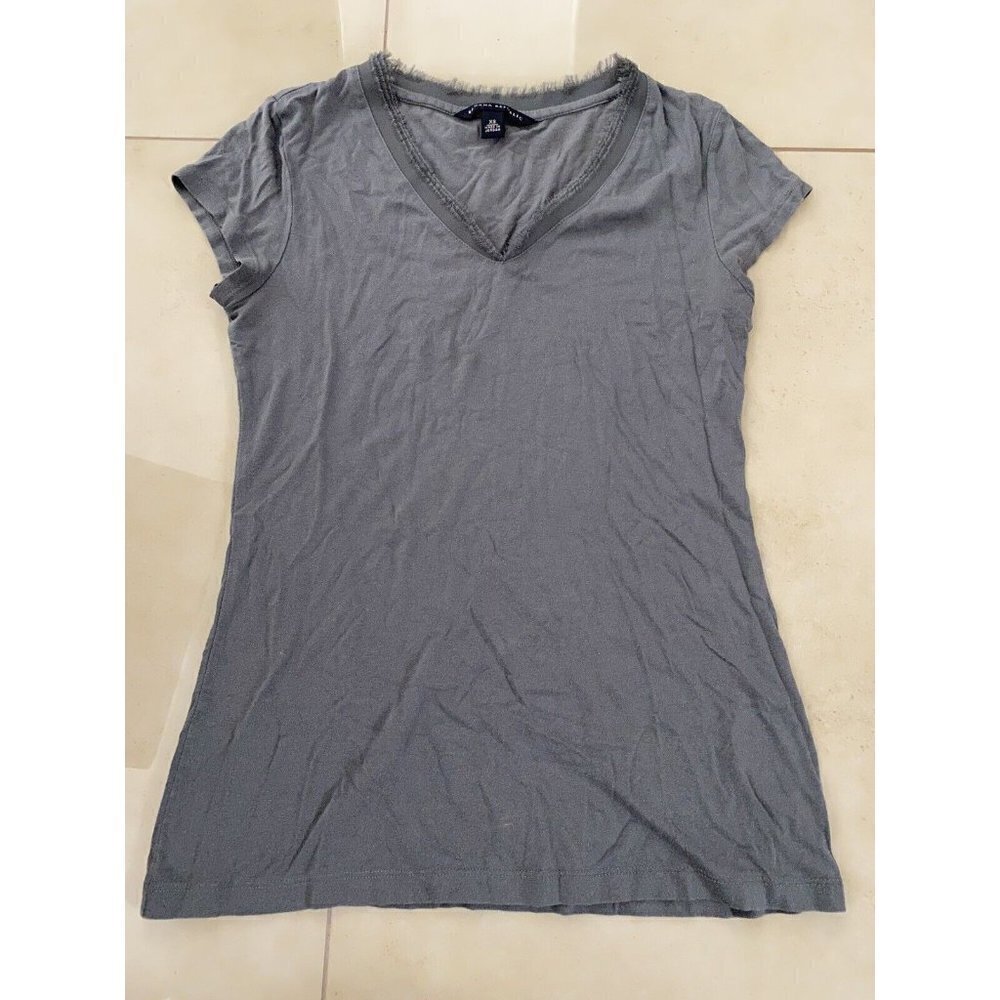 Banana Republic Short Sleeve V Neck T Shirt Tee Top Size XS